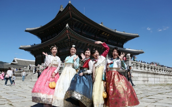 Popularity of S. Korea as tourist destination grows for 6th year in a row: poll