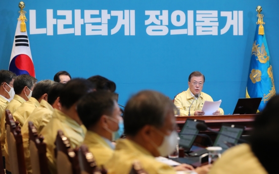 Moon says int'l ties on quarantine, economy crucial