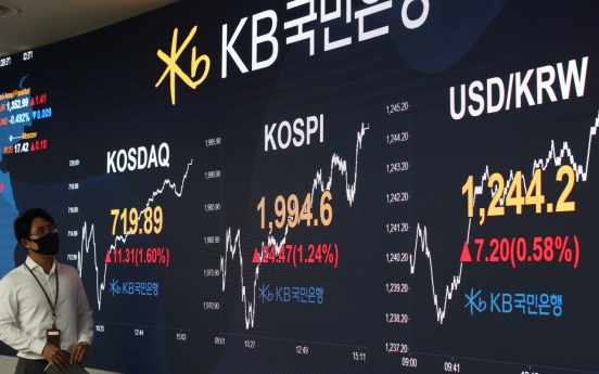 Seoul stocks close higher on hopes of economic stimulus