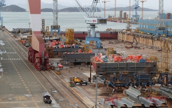 Korean shipbuilders lag far behind Chinese rivals in Jan.-May new orders