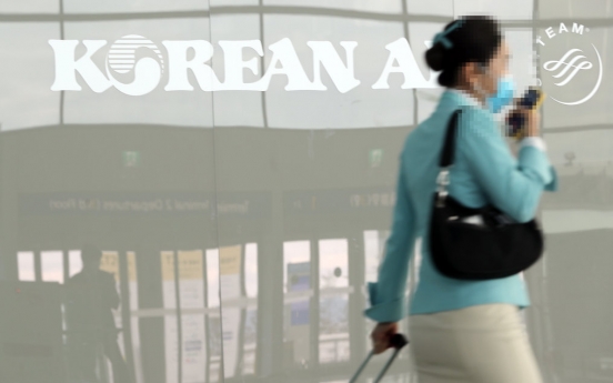 Korean Air to extend unpaid leave for flight attendants