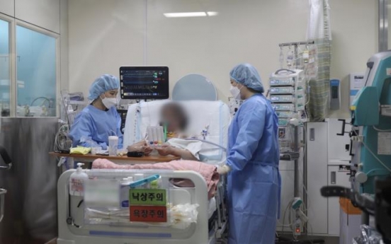 Korea’s first lung transplant to COVID-19 patient successful