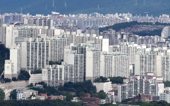 Seoul’s old, small-sized apartment prices spike amid market bubble