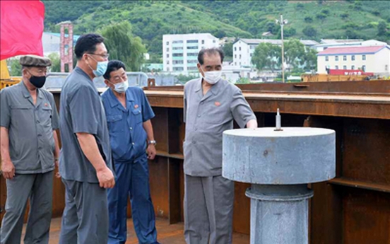 N. Korea's No. 3 leader visits major port to check on antivirus measures