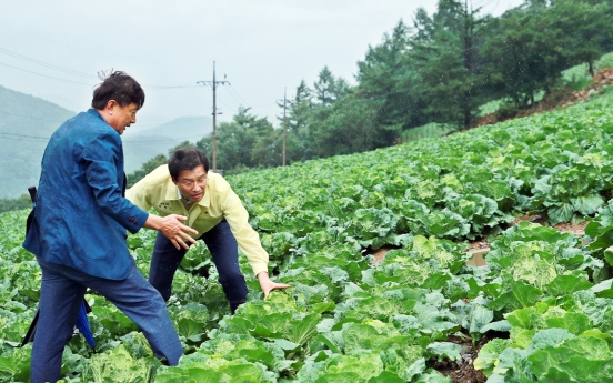 Prolonged rainfall leads vegetable prices to spike, ice cream sales to drop