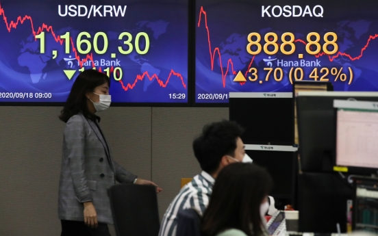 Seoul stocks dip almost 1% amid valuation pressure