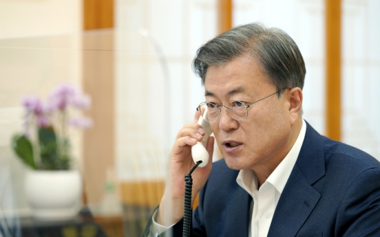 Moon asks Kazakhstan, Chile to support S. Korean candidate for top WTO post