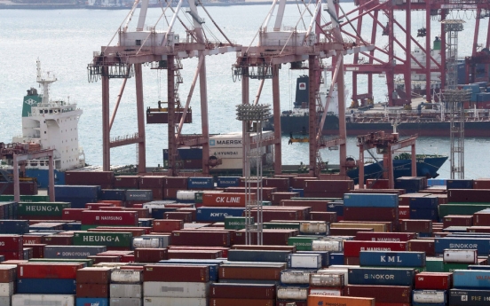 Exports decline again in Oct. on fewer days; virus lockdowns set to weigh down shipments