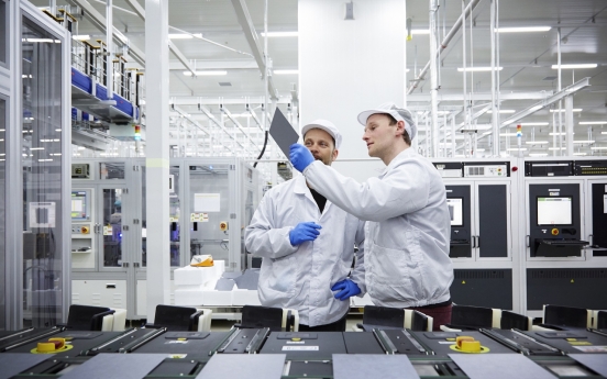 Hanwha Q Cells 1st to gain TUV Rheinland’s solar module certification