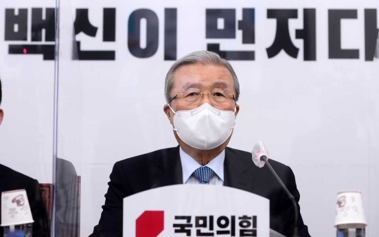 Main opposition leader apologizes for two ex-presidents' corruption convictions