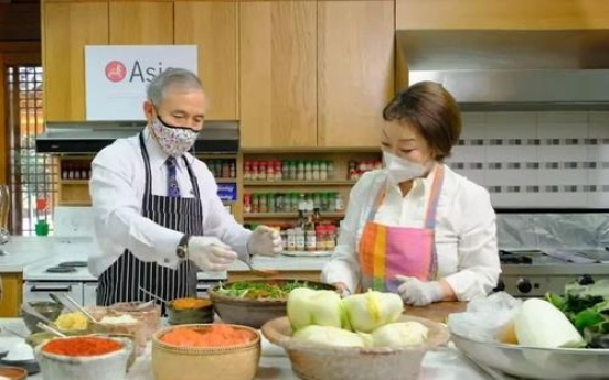 US Amb. Harris says, 'There's nothing more Korean than kimchi'