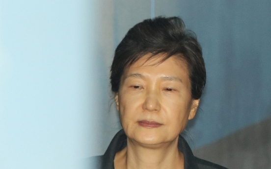 [Newsmaker] Ex-President Park tests negative for COVID-19 after being exposed to patient