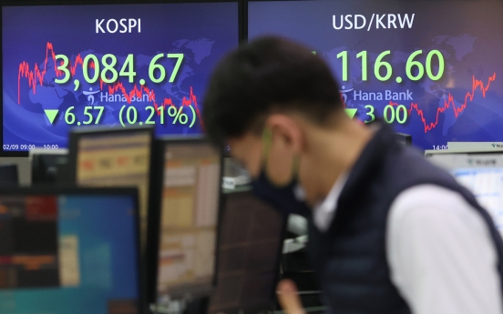 Seoul stocks down for 2nd day ahead of options expiration day