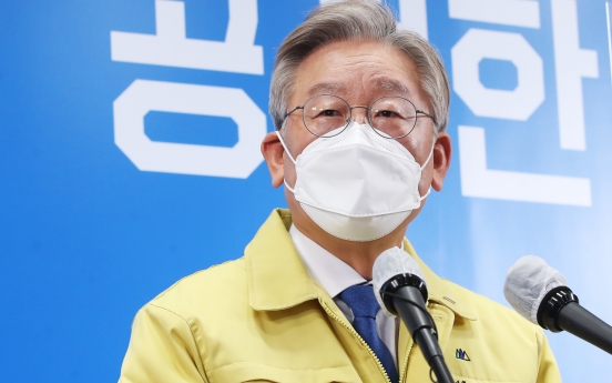 Gyeonggi chief Lee widens lead in presidential hopefuls' poll