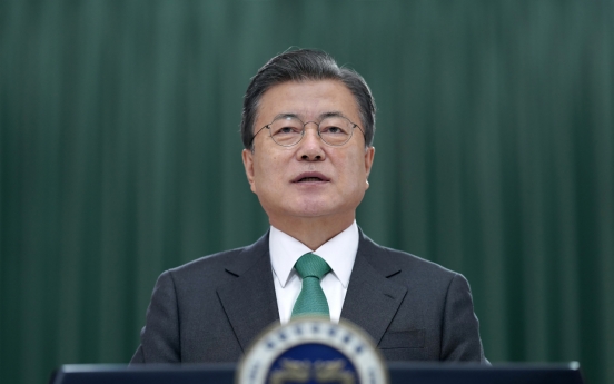 Moon's senior secretary entrusts decision on his resignation offer to the president: Cheong Wa Dae