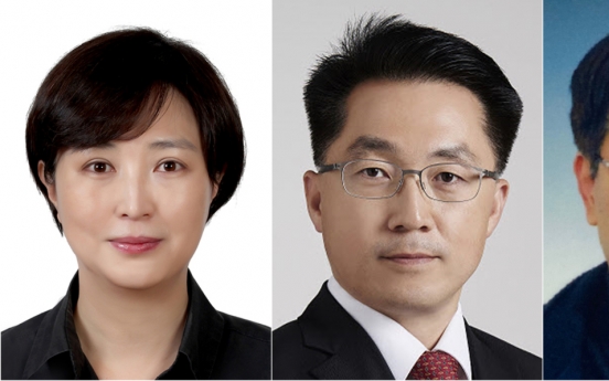 Moon picks new secretaries for digital communication, culture, industry