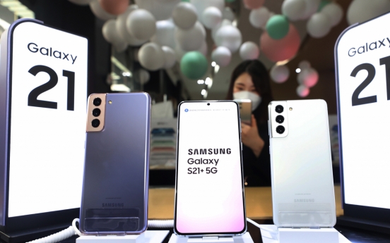 Samsung reclaims No. 1 spot in Feb. smartphone sales: report