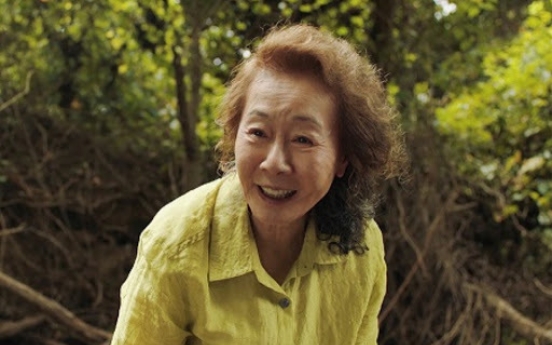 [Newsmaker] S. Korean Youn Yuh-jung wins SAG Award for supporting role in 'Minari'