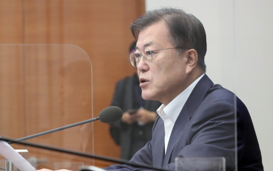 Moon calls LG-SK deal on EV battery trade fortunate, meaningful