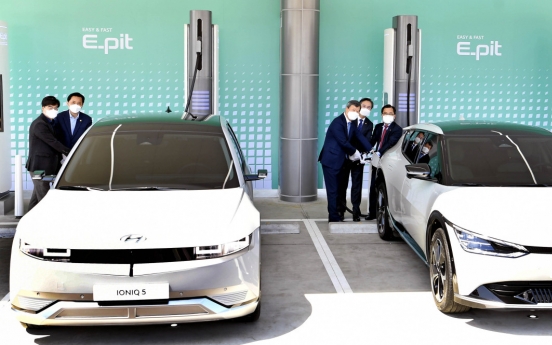 Hyundai Motor rolls out rapid EV chargers at 12 rest stops