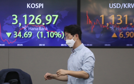 Seoul stocks open lower on Wall Street plunge