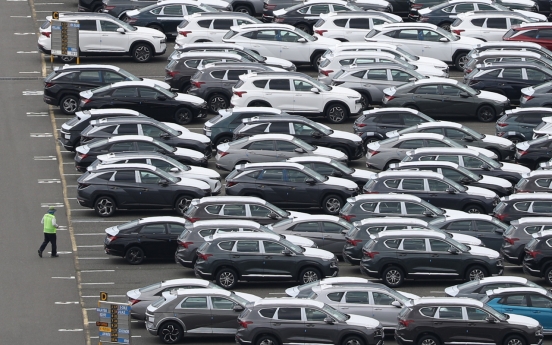 Auto sales rise 41% on robust overseas demand