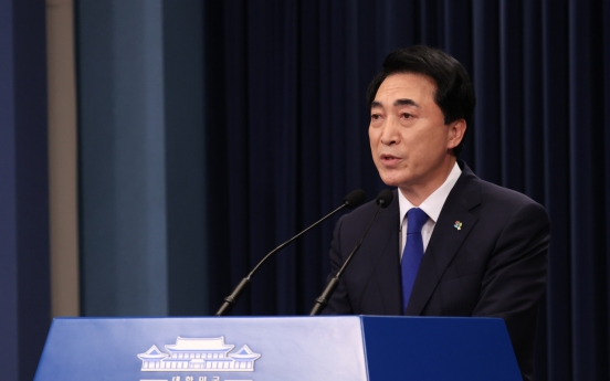 S. Korea to work toward improving relations with Japan with open mindset: Cheong Wa Dae official