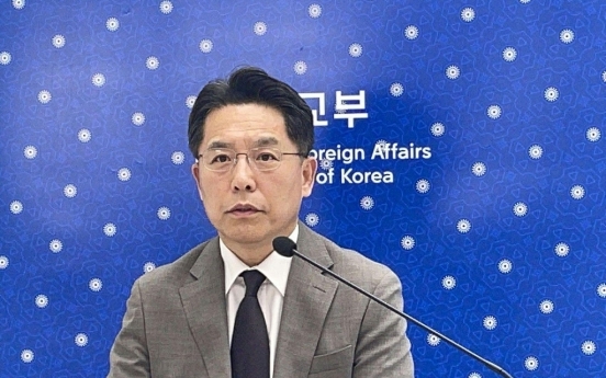 Seoul nuke envoy stresses need to resolve N.K. issue through dialogue