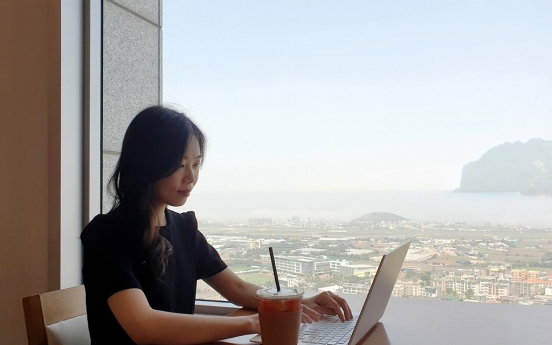 A Lotte company introduces ‘workcations,’ allowing remote work from Jeju hotel
