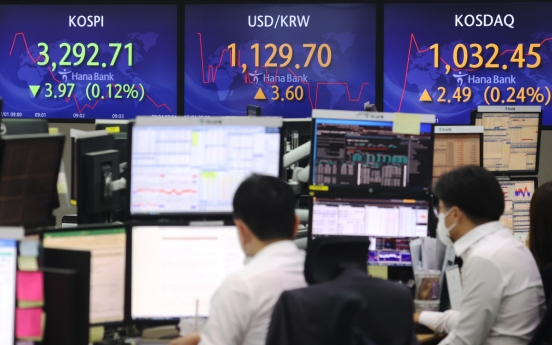 Seoul stocks open lower on virus worries