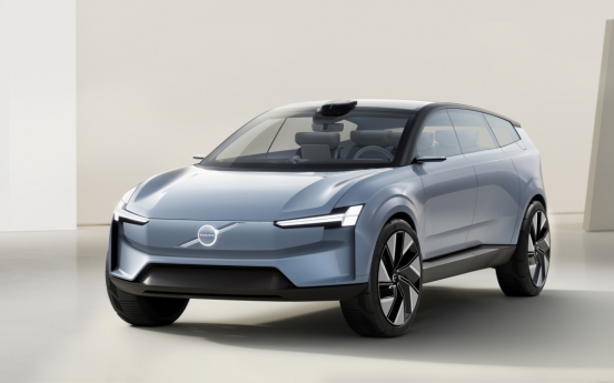 Volvo Concept Recharge reveals what carmaker is going for with EVs