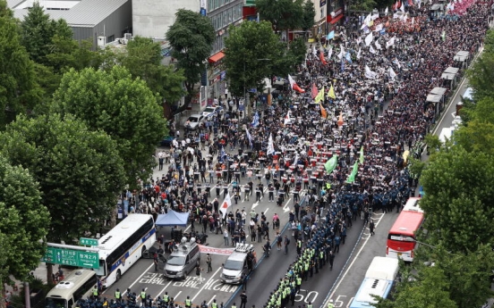 Labor group slams police probe into weekend mass rally