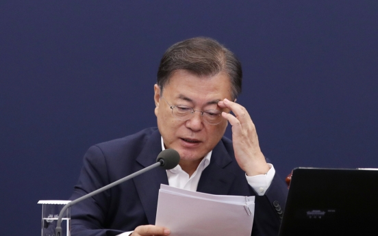 Moon warns of stern punishment against acts of hampering antivirus fight