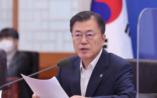 Moon to hold emergency meeting on coronavirus crisis next Monday