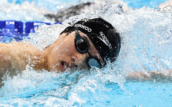 [Tokyo Olympics] Teen swimmer Hwang Sun-woo breaks natl. record in 100m freestyle