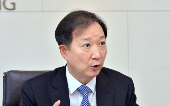 [Herald Interview] ‘Chaebol need sincere communication to fend off takeover attempts’