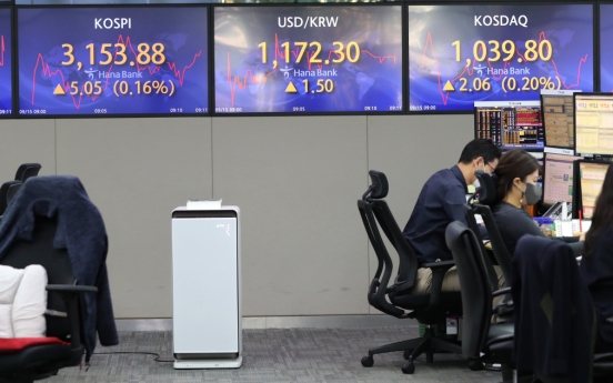 Seoul stocks open higher on bargain hunting