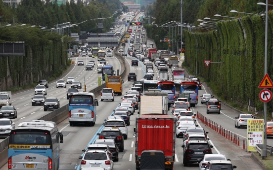 Major highways see congestion on 1st day of Chuseok holiday