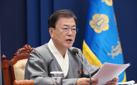 Moon says S. Koreans at 'last gateway' to return to normal