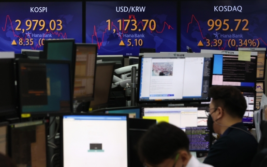 Seoul stocks open higher on bargain hunting