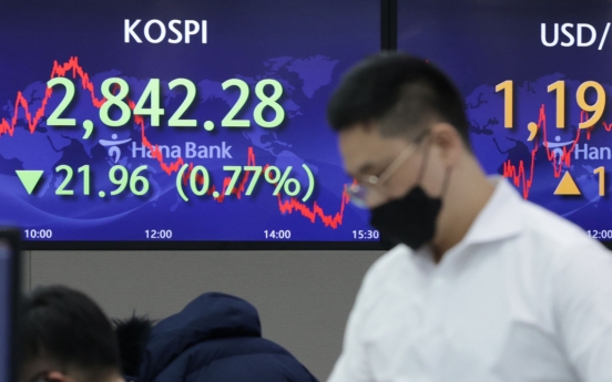 Seoul stocks open tad higher on bargain hunting