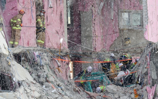 Rescuers retrieve body of missing worker from collapsed construction site in Gwangju