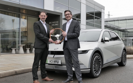 Hyundai Ioniq 5 named UK car of the year