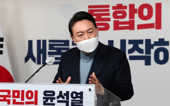 Yoon to meet pandemic-hit small merchants in first outreach since election