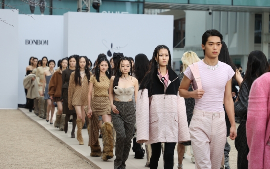 [From the Scene] Seoul Fashion Week kicks off with in-person catwalk shows
