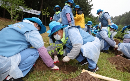 Posco hosts companywide community service event