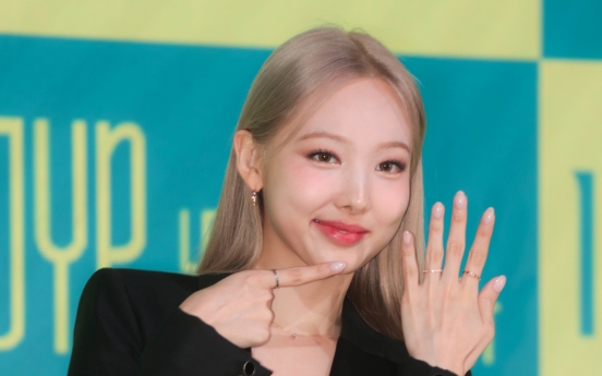 Nayeon debuts at No. 7 on Billboard 200, becoming highest-charting K-pop solo artist