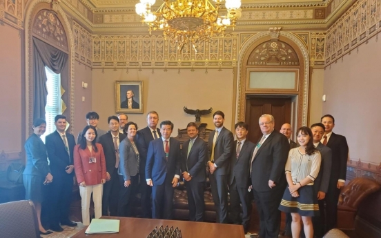 AMCHAM delegation discusses economic partnership, IPEF with Biden officials, lawmakers