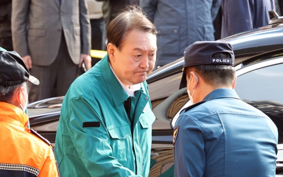 Yoon enraged by police inaction on calls on night of Itaewon tragedy: official