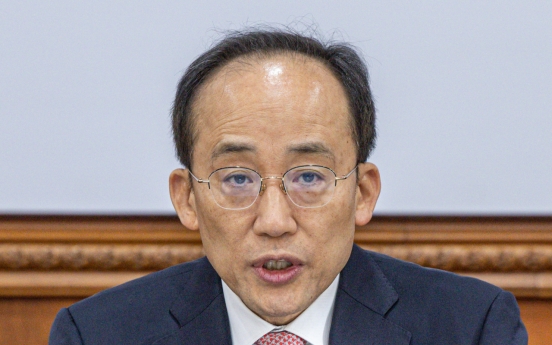 Finance minister urges close attention to China's reopening